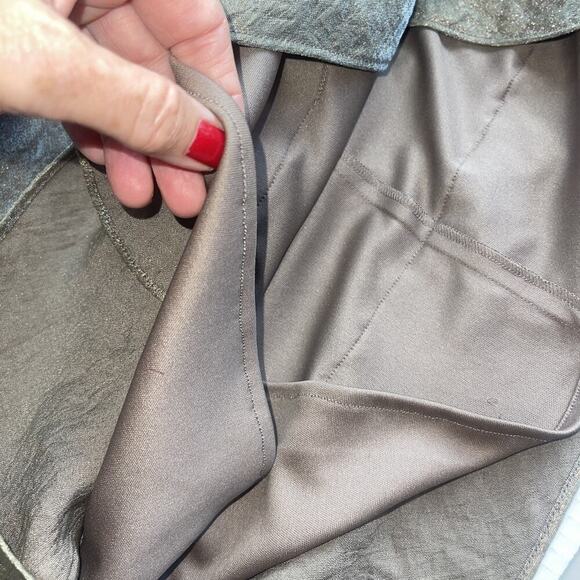 Ignite Evenings Sz 6 Mermaid Sequined Layered Dress Taupe Beaded Mini Gold FLAW - Picture 10 of 14
